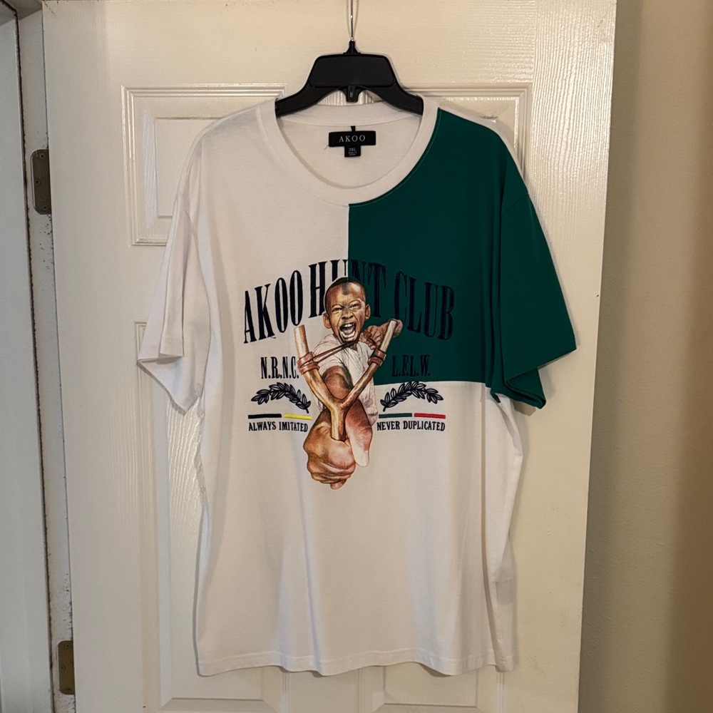 Akoo White and Teal Graphic Tee